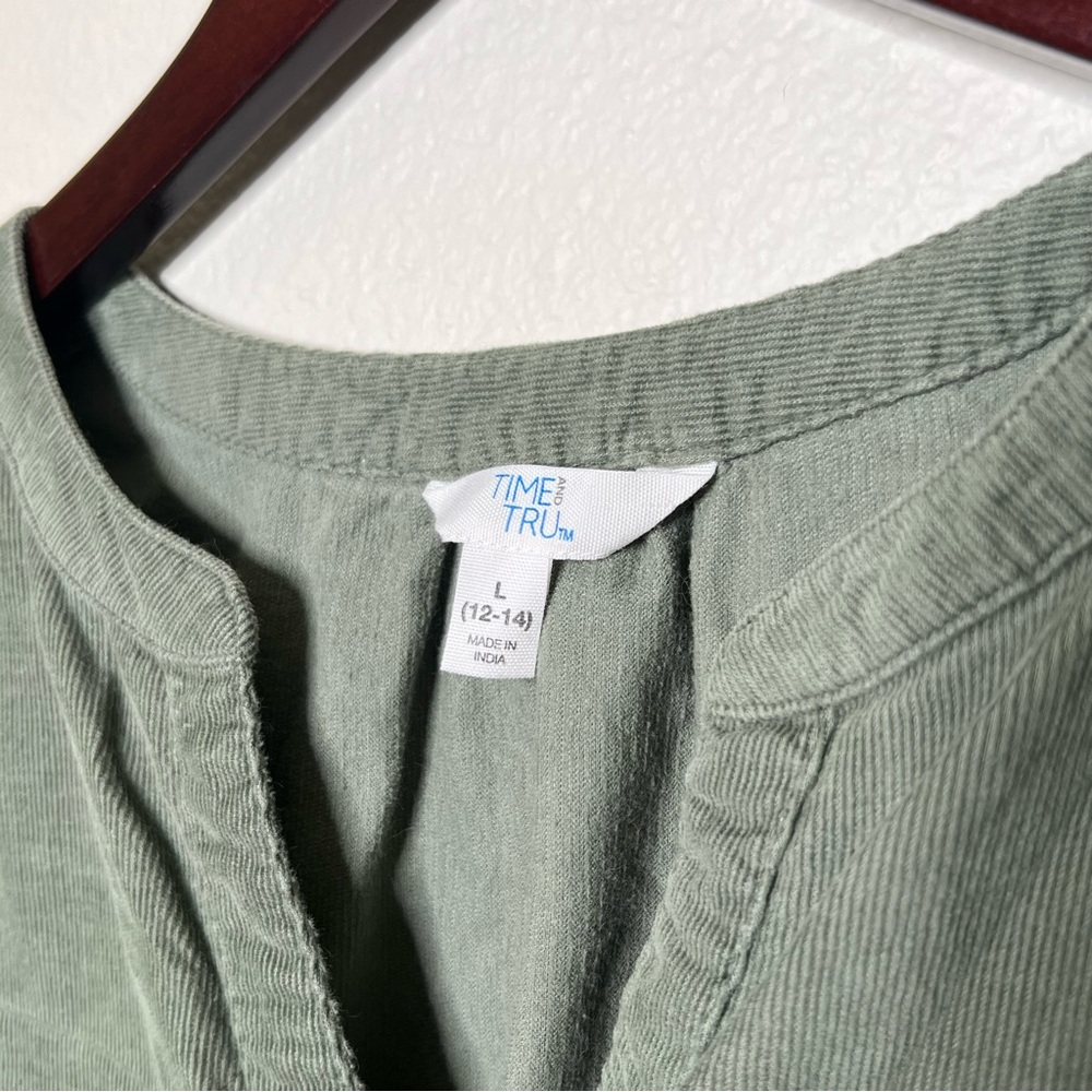 Time and Tru Women's Short Sea Turtle Green Tiered Dress - Picture 3 of 7